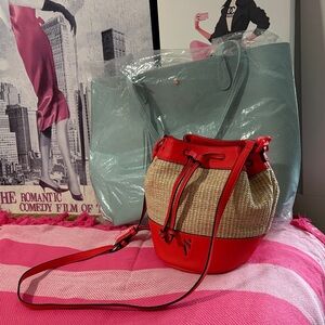 Simply Vera Bucket Bag NWOT raffia and vegan bag and a tote vegan bag